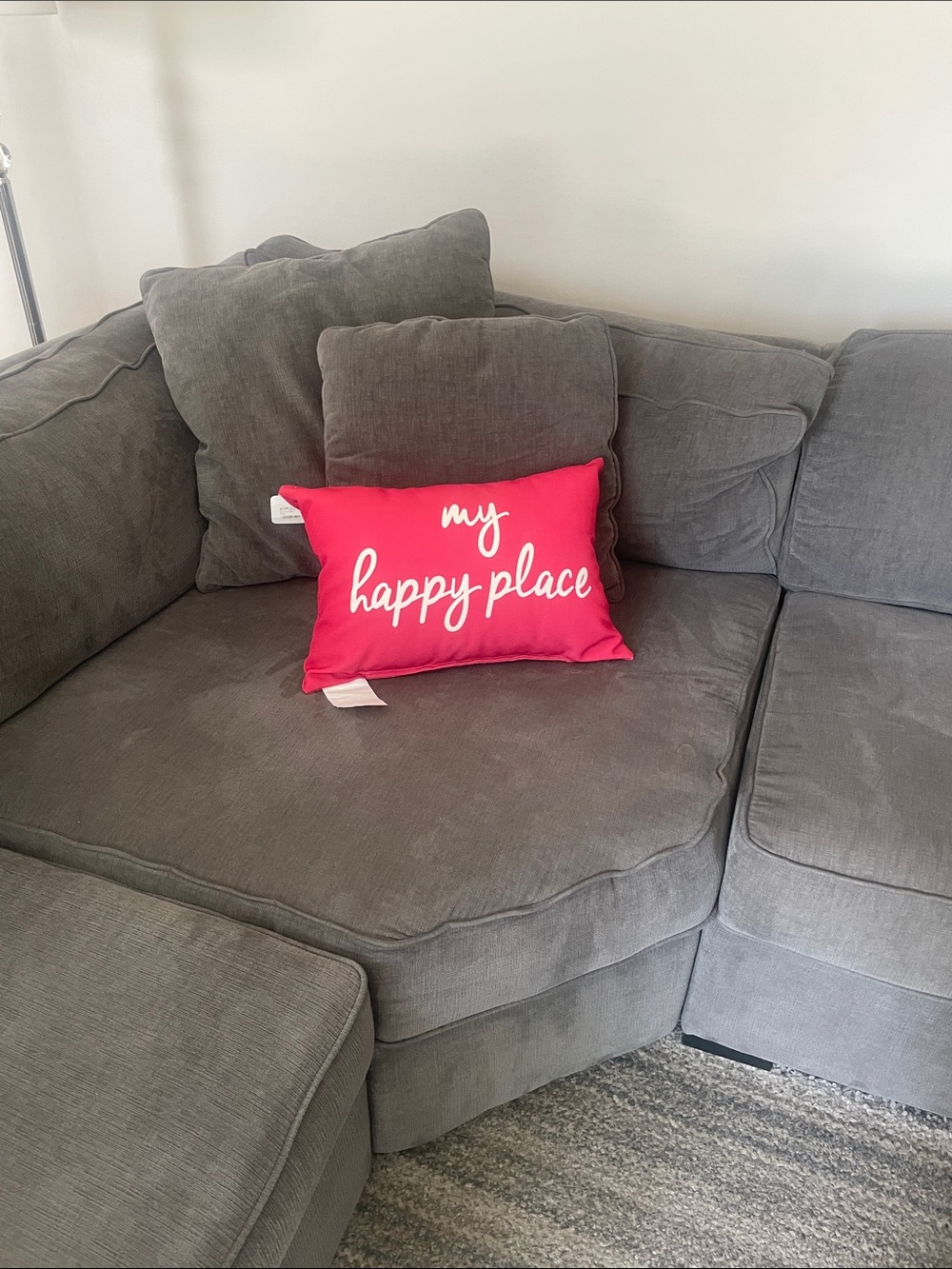 Pillow - Picture 4 of 5